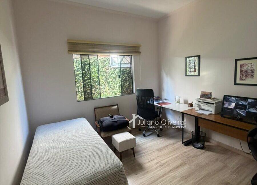 8dfce521-071a-4410-a62d-645a2e6f74c5