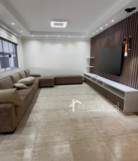 aac65a4c-6417-443a-a64e-a6645ee44202