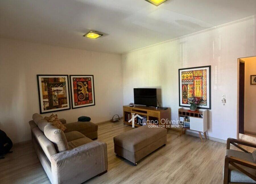 c3a01b0c-877a-4ff9-bf8f-d7f9d2e08f7c