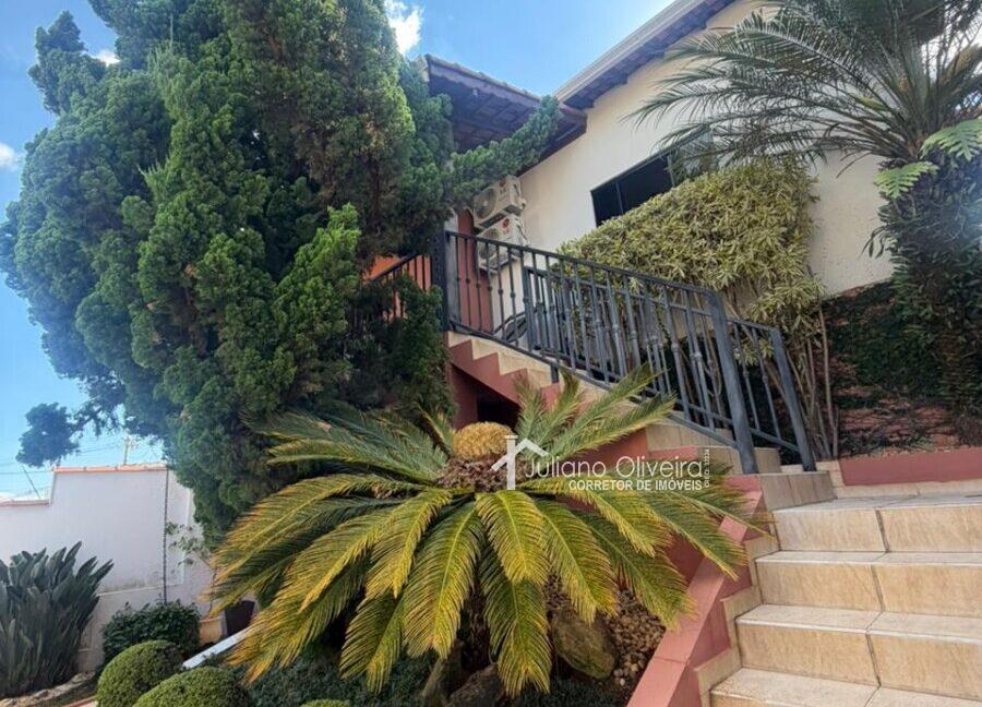 c3dd7458-94aa-4618-95b0-09794fb91d81