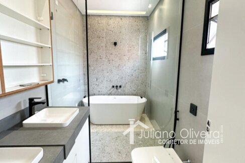 d4190821-bc48-492f-bab2-c50a0f1622d6