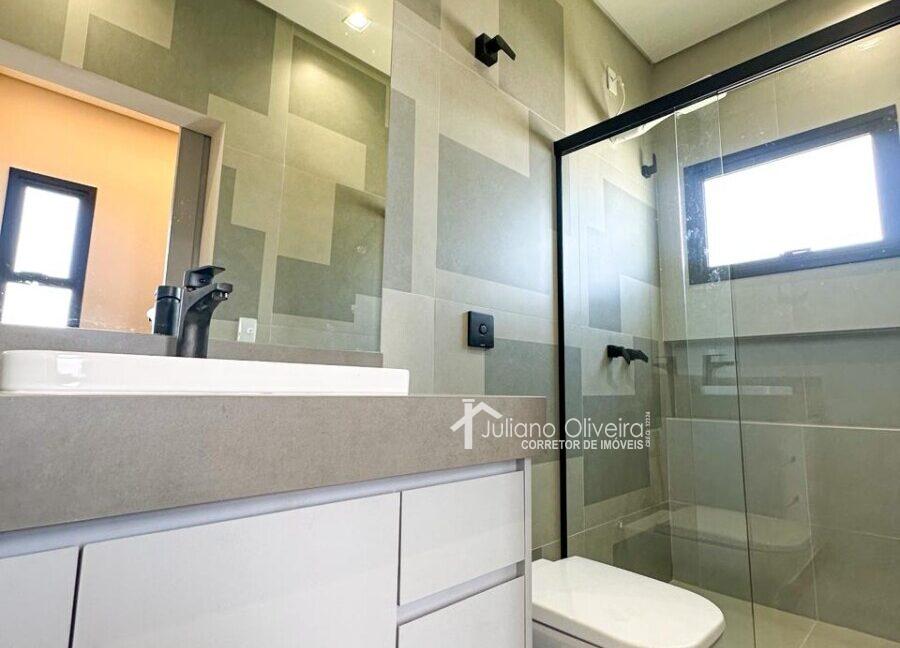 eb9d8826-82e7-45bd-ab81-dd8e7701d11e