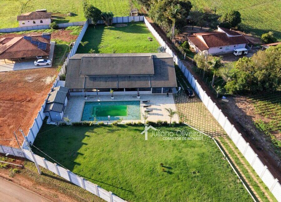 f0b95535-d0f2-4fe0-a877-39953d96e8ba