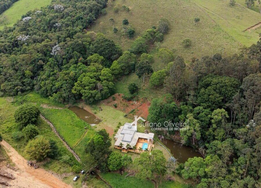 f8c0a18f-ddf3-4eed-8995-32788f4954d8