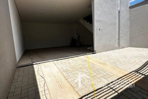 0f21b418-74ac-4e96-8b63-1eebc8c6d52b