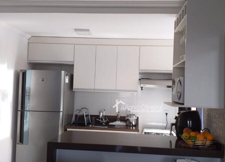 12095302-144b-43ba-87a3-956058fd3400