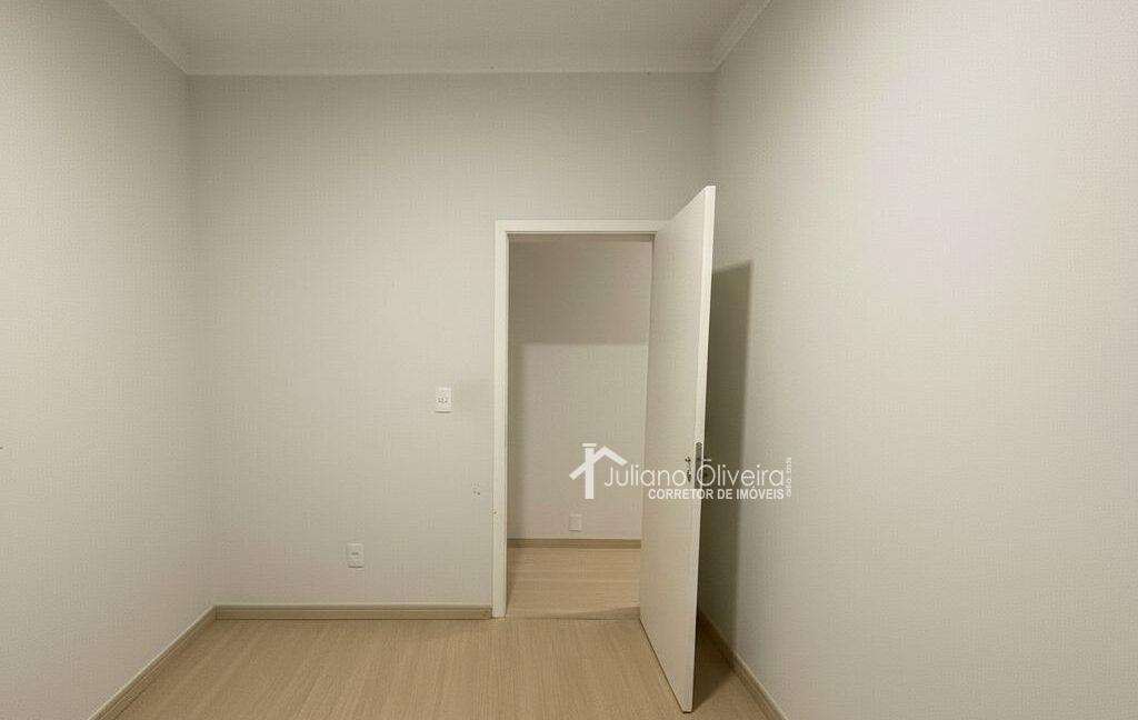 1e0dc3cc-f947-439d-b57d-33d662a3a1f8