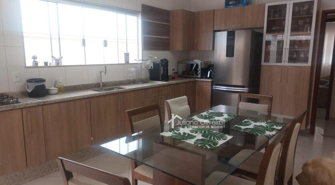 f105a735-61ad-4353-9c63-2caf5f497757