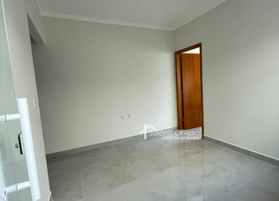 f9524053-d7a1-44a0-bf9b-fee2006f73aa