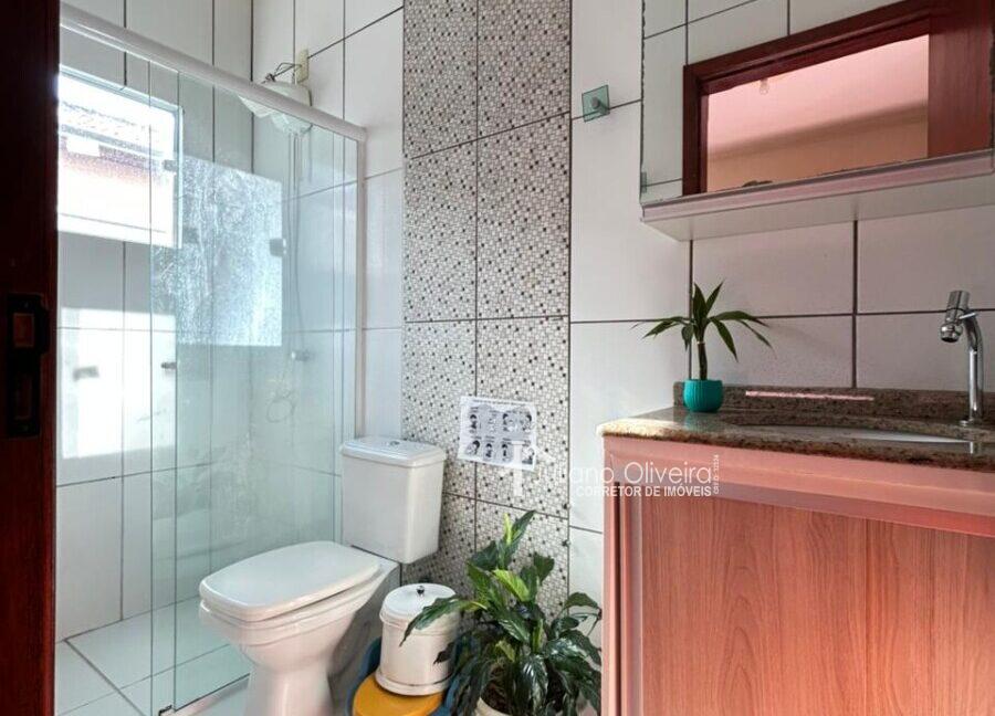 f9fbb536-e156-4c0d-aa44-4bee9eeaae8c