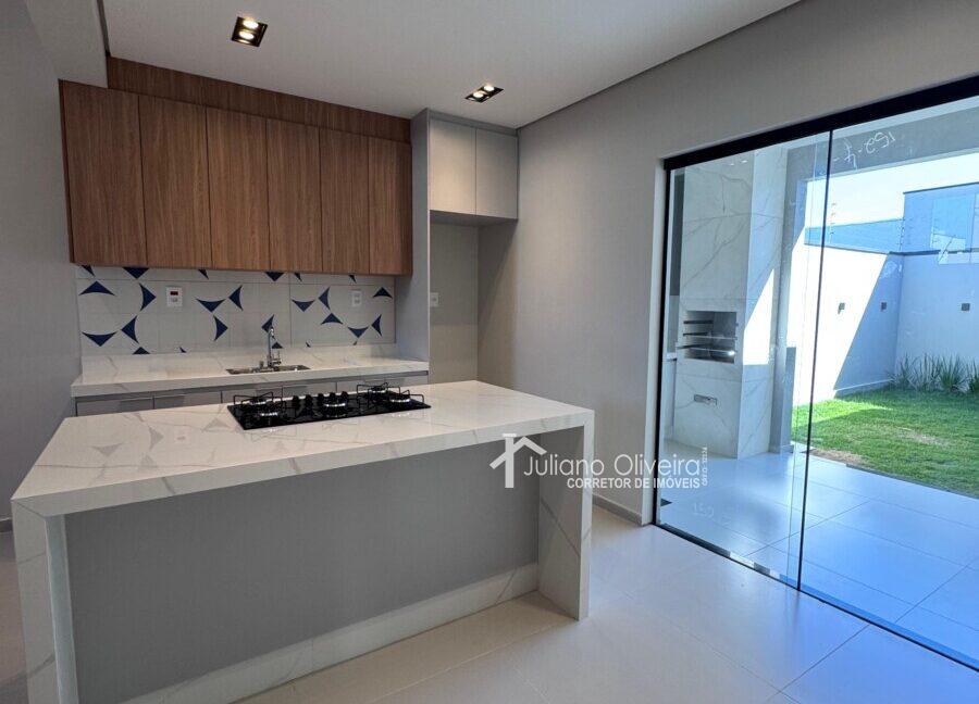 fb59f586-33c1-4d5b-8100-ce7f7c861035