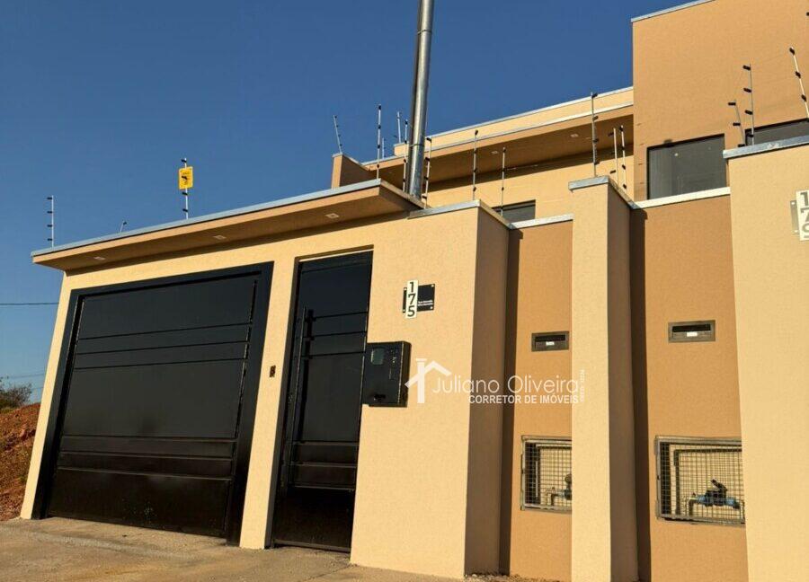 ffc20a30-60c0-4d54-a579-2d072fb21e63