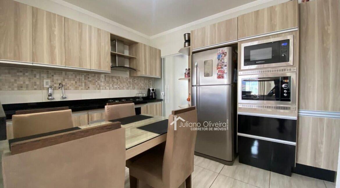 18317c21-7b57-4b2f-bfbb-2fd61dee9952