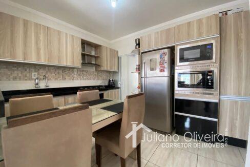 18317c21-7b57-4b2f-bfbb-2fd61dee9952