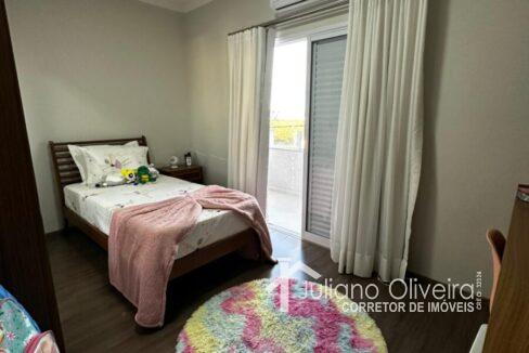 28978d04-89b8-438a-a6fc-be6b9431b33a