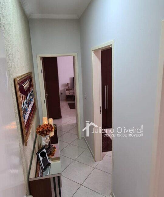 b07015bb-fc64-421b-93a6-ce9b721c69b9