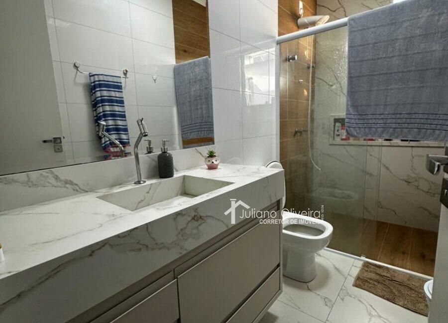 b84d4cc9-4720-463e-adfd-9c2aca613e45