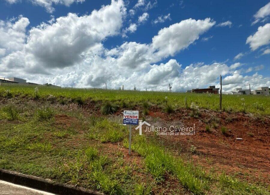 c16832e7-76e3-4fa4-b7b6-b962781fbac8 (1)