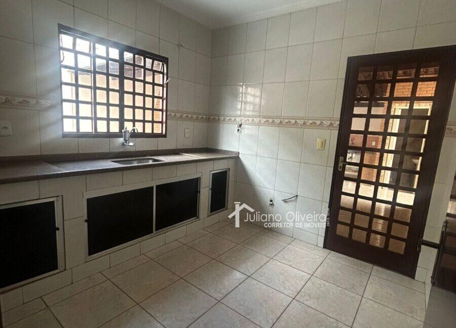 ec66f235-51ce-4abf-9000-82152cae7ea0