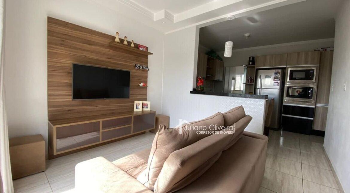 fb13de74-231e-4c65-b6d5-3bf265154de2