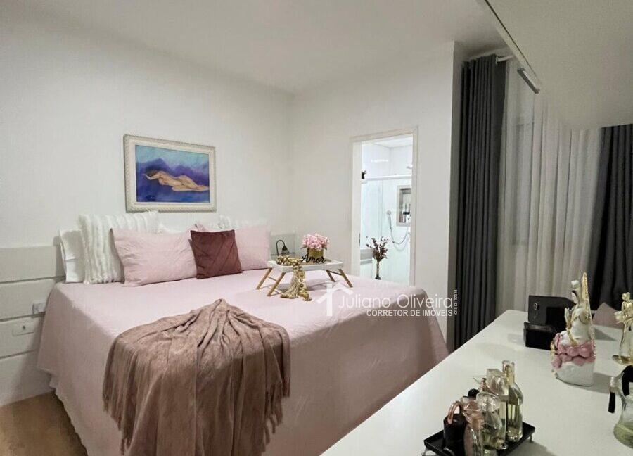 073d5d12-f3cd-4ab2-9f7f-82a7d4e85ccf