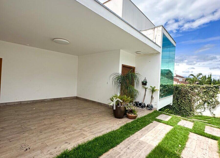 13355c8d-b751-48e9-bfa7-34a4508a395a