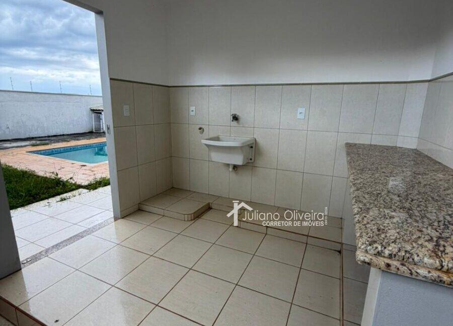 14deb454-42a4-4165-a7f6-59bd49627d5d (1)