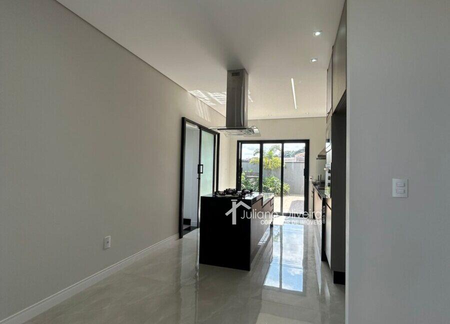 1a18af4f-8f79-49b4-8df9-f81f7c0054ee