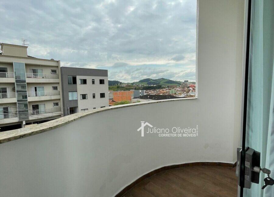 4b36f8bb-2700-45ad-8def-70d7c24484bd