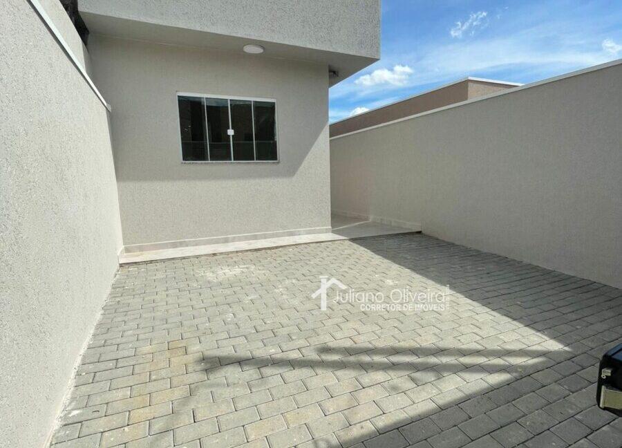 8c6d4d5e-c5d4-48a3-8fa3-17b32be3e194