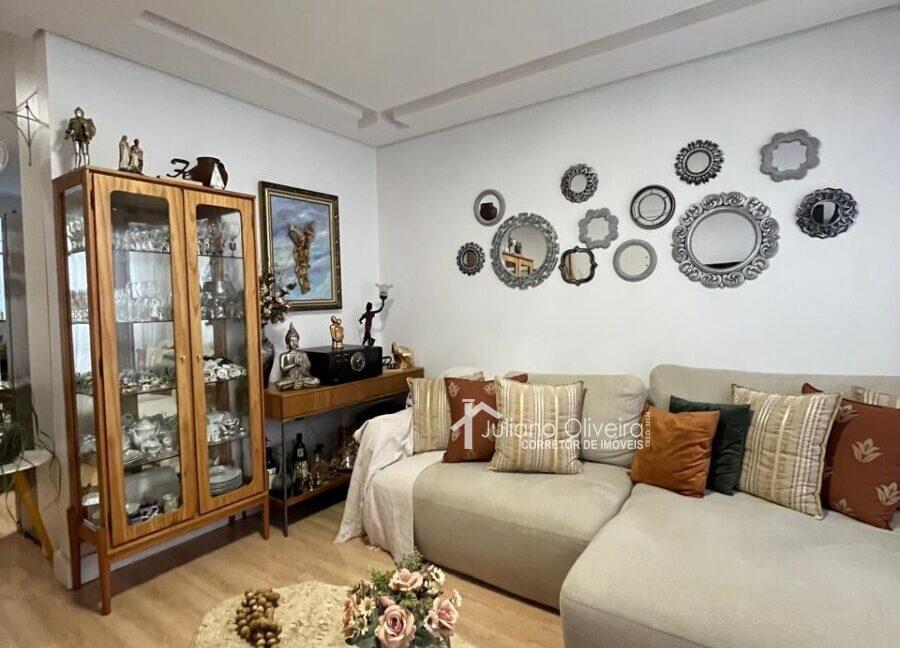 8e92039d-6d5e-4f5f-91cd-4c69f44704a3