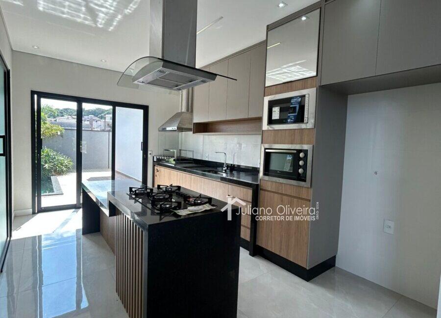 cc10711d-dcbc-4ece-a3f7-b9794a7c93af