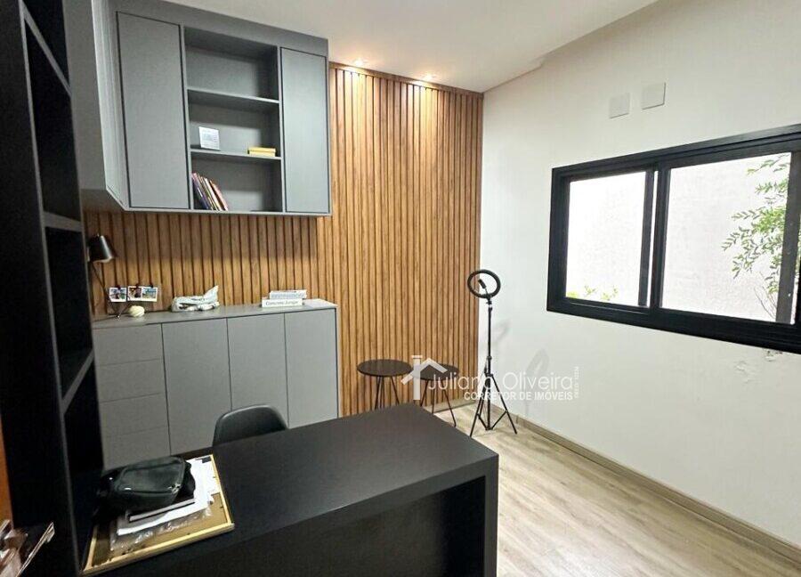 d45f76f3-f7be-4b0e-85fc-0b0187d12bfc