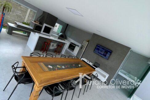 e595affb-3f37-43e9-b334-fc10e57d0b3e