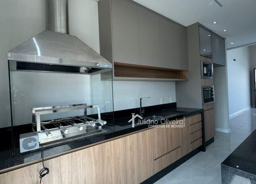 eda4be74-30bb-4cef-9501-5d4fdf5a6aae