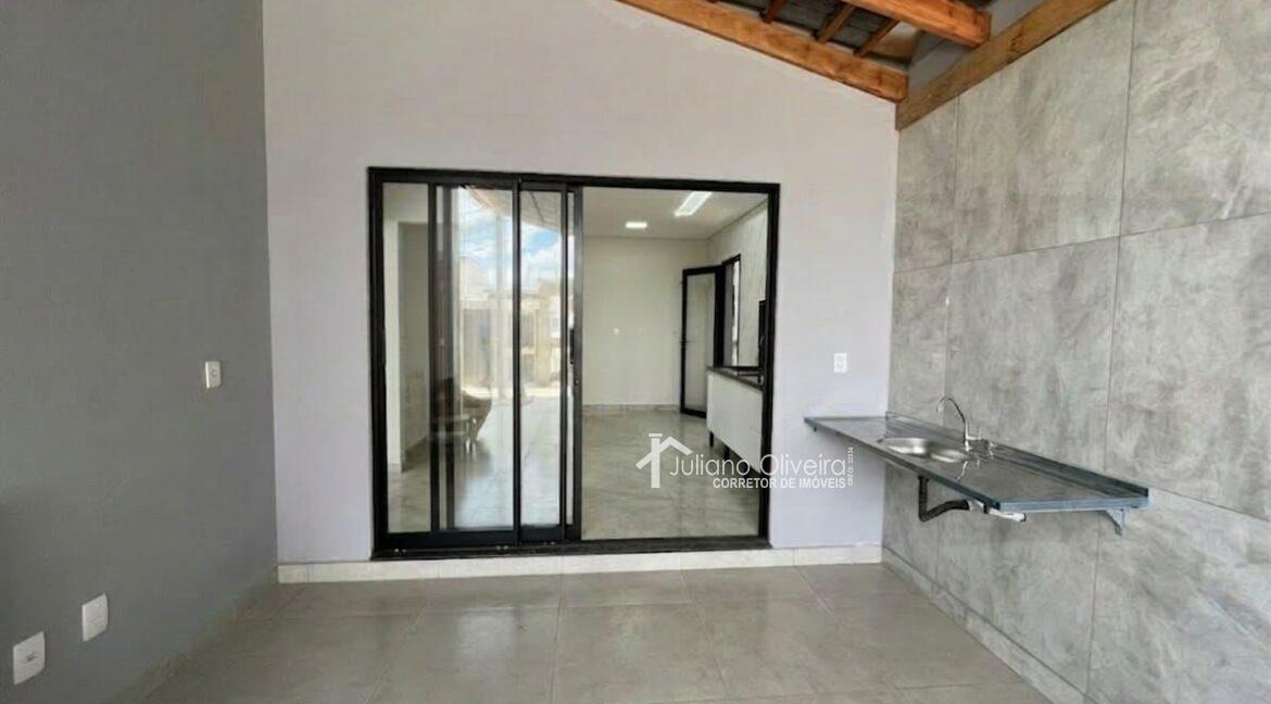 23f58d33-25dd-4233-95aa-d8f3e6b0f7ba