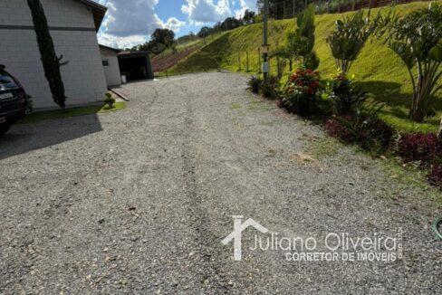 2f800770-02a5-4e77-bb75-8fbf0c997f38