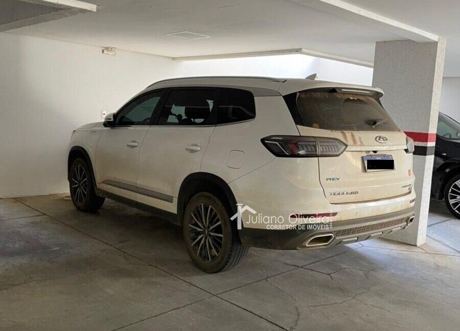 437b8b61-8a76-403d-8e84-1c7bc83198d2