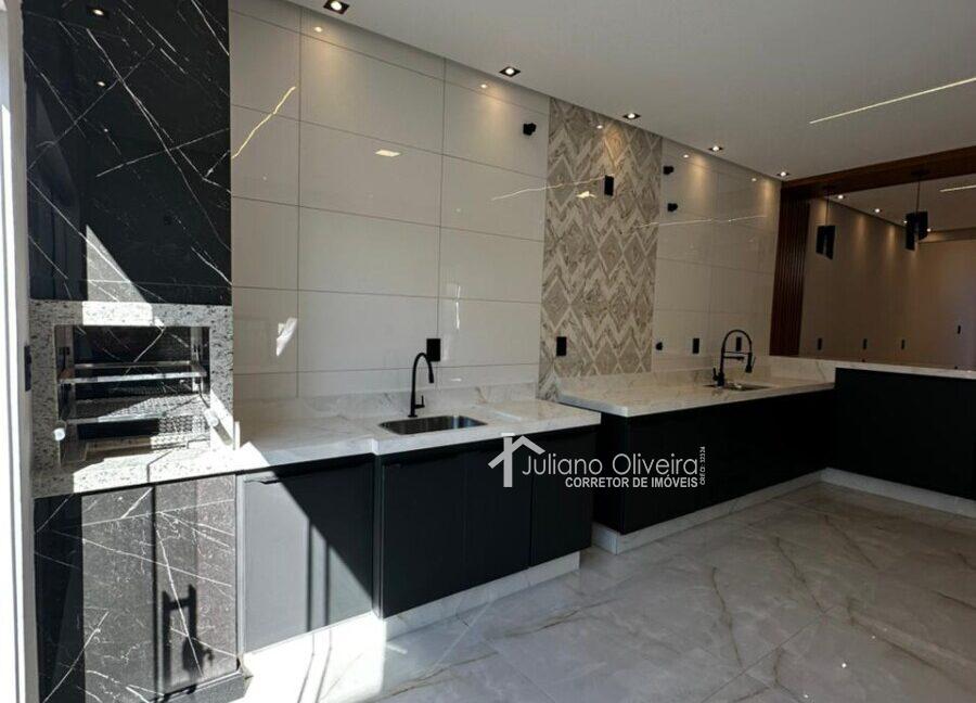 619c3903-d303-4fee-a4fe-9e457f2dbf70