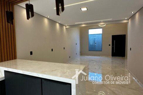 8a17cdee-7240-49ba-83ef-634508a120d9