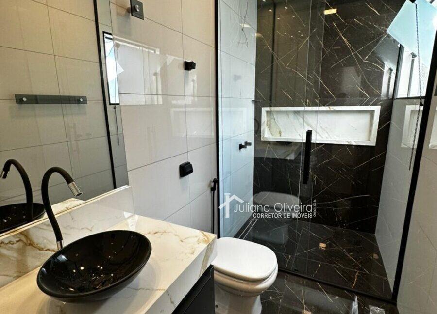 d17a5545-a90a-472e-9847-931120ee32cc