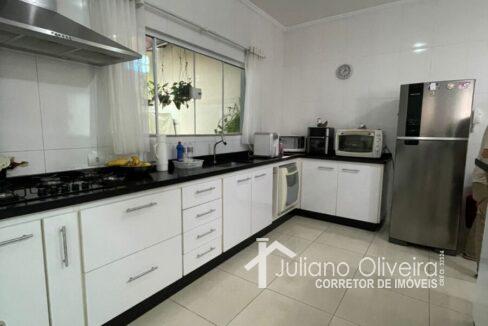 f35d40cf-5c35-4b7f-bf83-9a17016fd20d