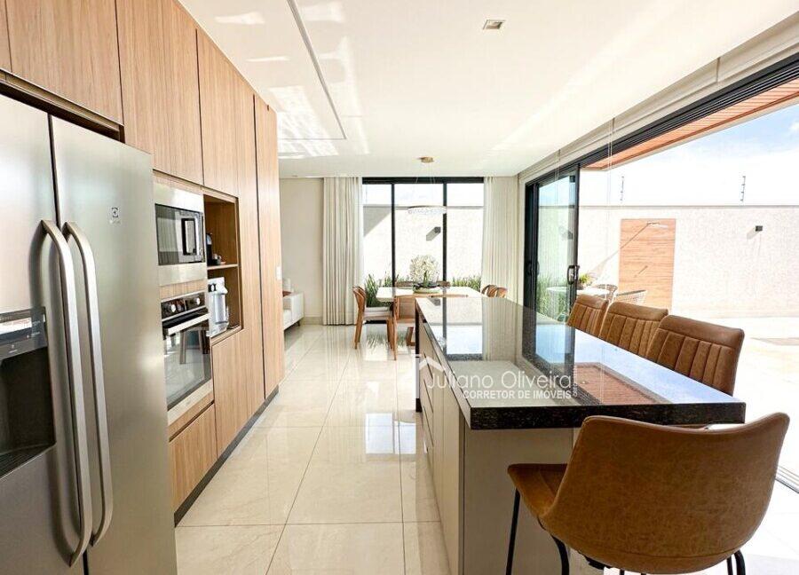 8a03f34a-e094-4569-bafa-3656cf8adab4